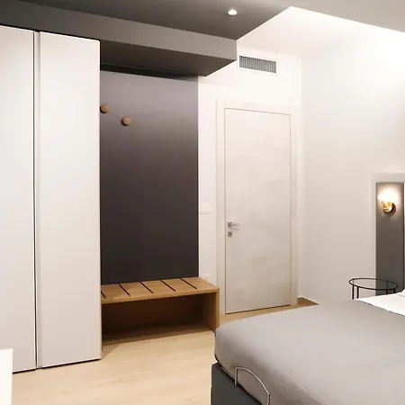 Serenithouse Pensión