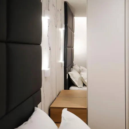 Pensión Serenithouse Monforte San Giorgio Marina