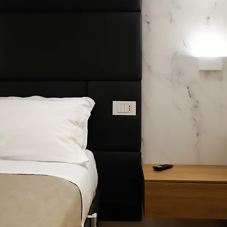 Serenithouse Pensión 3*