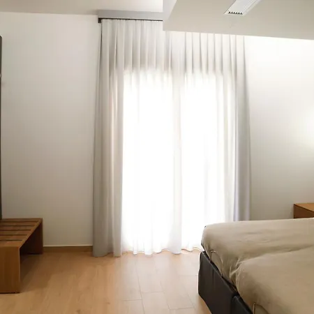 Pensión Serenithouse Monforte San Giorgio Marina