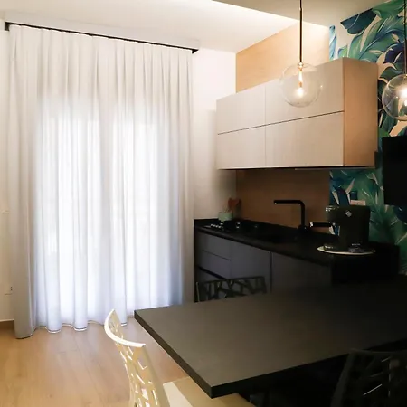 Pensión Serenithouse 3*